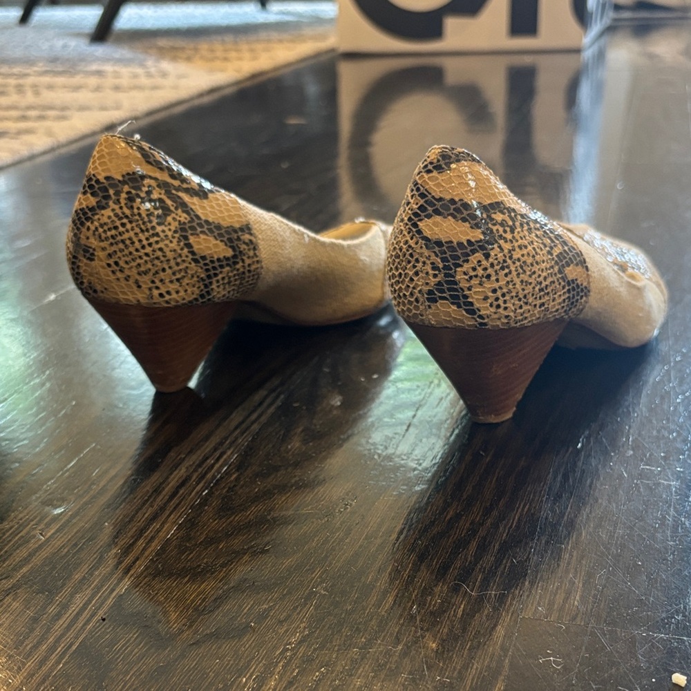 Snakeskin Patterned Peep Toe Heels Anthropologie - image 3